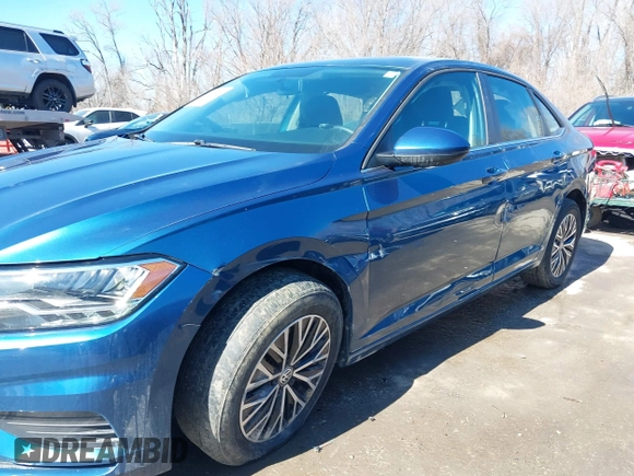 2021 Volkswagen Jetta S z VIN 3VWC57BU0MM009093, wystawiony jako IAAI lot #41643969 z przebiegiem 54 723 mil mil oraz . Historia ofert i sprzedaży dostępna na DreamBid. Obrazek 6.