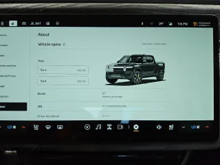 2022 Rivian R1T Adventure z VIN 7FCTGAAA5NN007486, wystawiony jako Copart lot #52649075 z przebiegiem 23 292 mil mil oraz Czysty tytuł • Clean title. Historia ofert i sprzedaży dostępna na DreamBid. Obrazek 9.