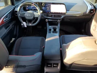 2024 Chevrolet Equinox EV RS z VIN 3GN7DNRP8RS237347, wystawiony jako Copart lot #88039355 z przebiegiem 2 847 mil mil oraz Szkoda całkowita • Salvage title. Historia ofert i sprzedaży dostępna na DreamBid. Obrazek 8.