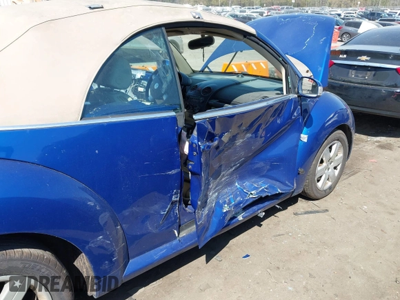 2007 Volkswagen Beetle with VIN 3VWRF31Y27M401078, listed as a IAAI auction lot 41912534 with 112,208 mi miles and . Bid and sale history available at DreamBid. Image 6.