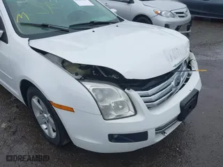 2006 Ford Fusion SE with VIN 3FAHP071X6R157627, listed as a IAAI auction lot 41486127 with 71,623 mi miles. Bid and sale history available at carsss.com. Image 6.