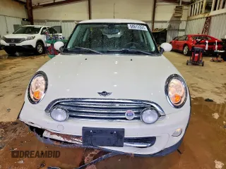 2012 MINI Hardtop z VIN WMWSU3C54CT543437, wystawiony jako Copart lot #60613355 z przebiegiem 43 932 mil mil oraz Szkoda całkowita • Salvage title. Historia ofert i sprzedaży dostępna na DreamBid. Obrazek 5.