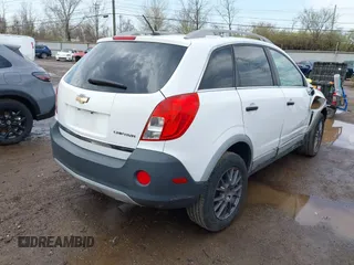 2014 Chevrolet Captiva Sport LS with VIN 3GNAL2EK9ES657923, listed as a IAAI auction lot 41903195 with 120,786 mi miles. Bid and sale history available at carsss.com. Image 4.