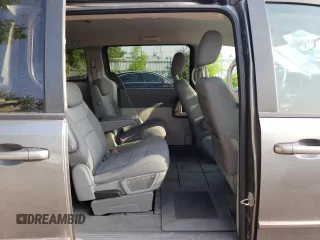 2009 Dodge Grand Caravan SE with VIN 2D8HN44E29R694728, listed as a Copart auction lot 60287565 with 233,018 mi miles and Clean title. Bid and sale history available at DreamBid. Image 11.