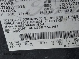 2003 Ford Excursion Special Serv z VIN 1FMNU40S23ED53961, wystawiony jako IAAI lot #42200815 z przebiegiem 232 477 mil mil oraz . Historia ofert i sprzedaży dostępna na DreamBid. Obrazek 9.