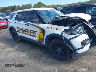 2022 Ford Police Interceptor Utility z VIN 1FM5K8AB9NGA26864, wystawiony jako IAAI lot #41629292 z przebiegiem Nie podano mil oraz . Historia ofert i sprzedaży dostępna na DreamBid. Obrazek 1.