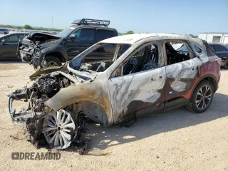 2022 Ford Escape SE z VIN 1FMCU0G66NUA04920, wystawiony jako Copart lot #53054155 z przebiegiem Nie podano mil oraz Nie do naprawy • Non repairable. Historia ofert i sprzedaży dostępna na DreamBid. Obrazek 1.