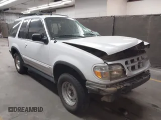 2000 Ford Explorer z VIN 1FMYU60XXYUA34664, wystawiony jako IAAI lot #41980401 z przebiegiem 179 946 mil mil oraz . Historia ofert i sprzedaży dostępna na DreamBid. Obrazek 1.