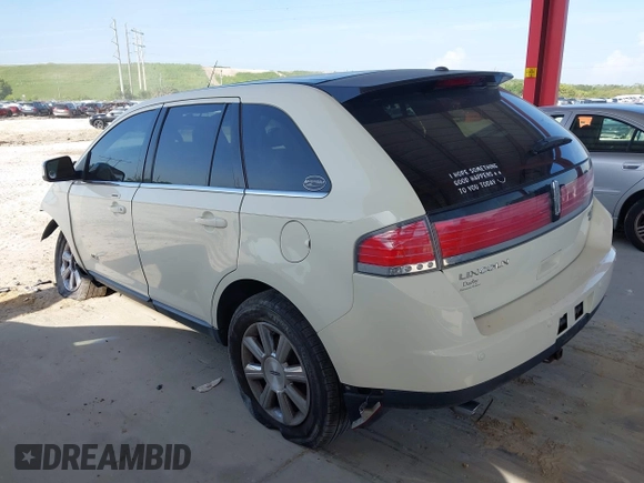 2007 Lincoln MKX with VIN 2LMDU88C77BJ33821, listed as a IAAI auction lot 42682904 with 150,877 mi miles and . Bid and sale history available at DreamBid. Image 3.