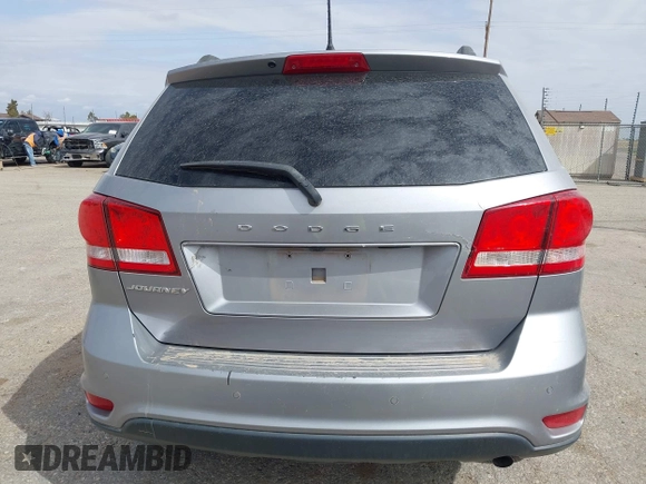 2019 Dodge Journey SE z VIN 3C4PDCBB5KT861358, wystawiony jako IAAI lot #41947841 z przebiegiem 82 099 mil mil oraz . Historia ofert i sprzedaży dostępna na DreamBid. Obrazek 16.