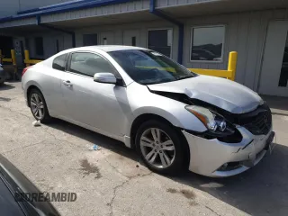 2013 Nissan Altima S with VIN 1N4AL2EP5DC136986, listed as a Copart auction lot 46192285 with 112,677 mi miles and Salvage Title. Bid and sale history available at DreamBid. Image 4.