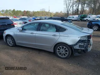 2019 Ford Fusion Titanium with VIN 3FA6P0SU8KR212370, listed as a IAAI auction lot 42114934 with 42,521 mi miles and . Bid and sale history available at DreamBid. Image 14.