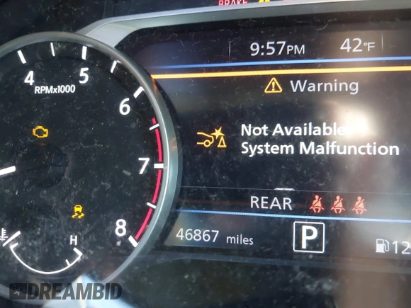 2021 Nissan Sentra SR with VIN 3N1AB8DV4MY331763, listed as a IAAI auction lot 40889192 with 46,867 mi miles and . Bid and sale history available at DreamBid. Image 16.