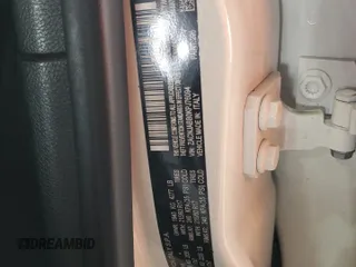 2019 Jeep Renegade Latitude z VIN ZACNJABB0KPJ76094, wystawiony jako Copart lot #51431205 z przebiegiem Nie podano mil oraz Nie do naprawy • Non repairable. Historia ofert i sprzedaży dostępna na DreamBid. Obrazek 14.