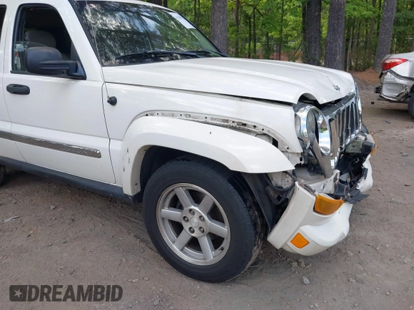 2006 Jeep Liberty Limited with VIN 1J4GL58K06W210025, listed as a IAAI auction lot 42189823 with 211,182 mi miles. Bid and sale history available at carsss.com. Image 13.