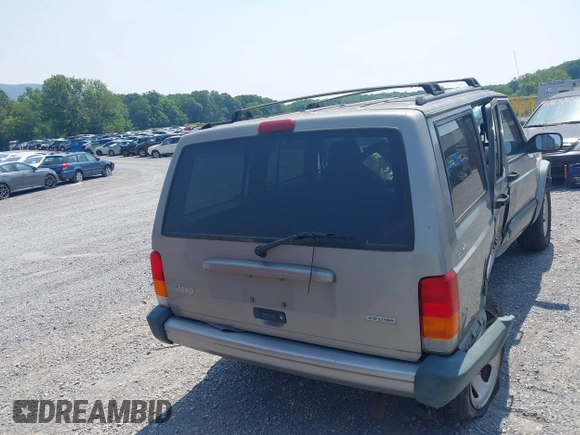 2000 Jeep Cherokee with VIN 1J4FF48S5YL174768, listed as a IAAI auction lot 42411154 with 204,428 mi miles and . Bid and sale history available at DreamBid. Image 17.