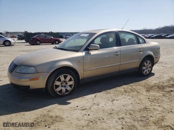 2003 Volkswagen Passat GLX with VIN WVWRH63B73P038515, listed as a Copart auction lot 43861924 with 145,012 mi miles and Salvage Title. Bid and sale history available at carsss.com. Image 1.