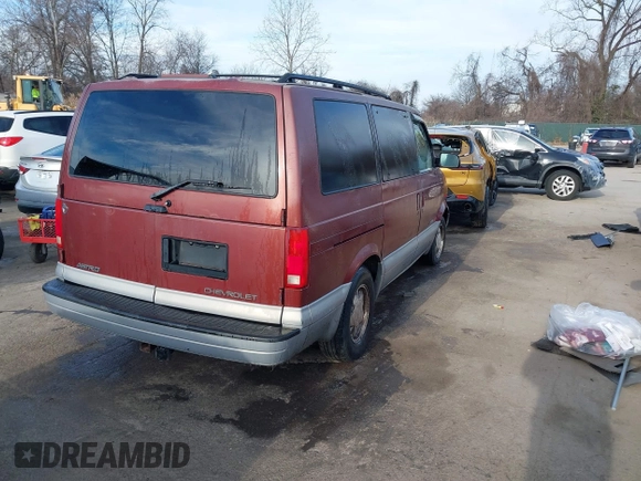 1999 Chevrolet Astro with VIN 1GNEL19W5XB102247, listed as a IAAI auction lot 41598483 with 184,041 mi miles. Bid and sale history available at carsss.com. Image 4.