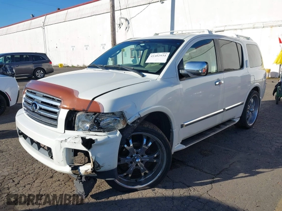 2004 Infiniti QX56 with VIN 5N3AA08CX4N812210, listed as a IAAI auction lot 41402934 with 175,995 mi miles. Bid and sale history available at carsss.com. Image 6.