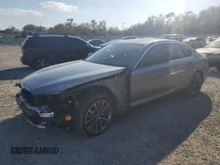 2021 BMW 5 Series 530i z VIN WBA53BH06MWX21033, wystawiony jako Copart lot #47253455 z przebiegiem 47 635 mil mil oraz Szkoda całkowita • Salvage title. Historia ofert i sprzedaży dostępna na DreamBid. Obrazek 1.