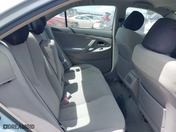 2007 Toyota Camry CE with VIN 4T1BE46KX7U520800, listed as a IAAI auction lot 41919653 with 118,930 mi miles. Bid and sale history available at carsss.com. Image 8.