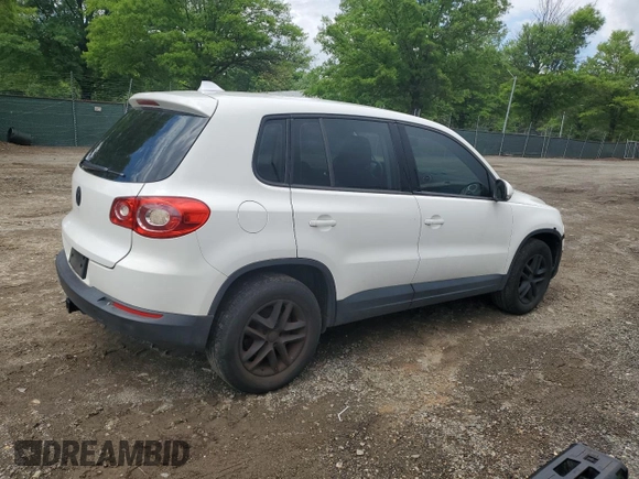 2011 Volkswagen Tiguan SEL w/Premium Navi with VIN WVGAV7AX6BW521178, listed as a Copart auction lot 56135045 with 155,438 mi miles and Clean title. Bid and sale history available at DreamBid. Image 3.