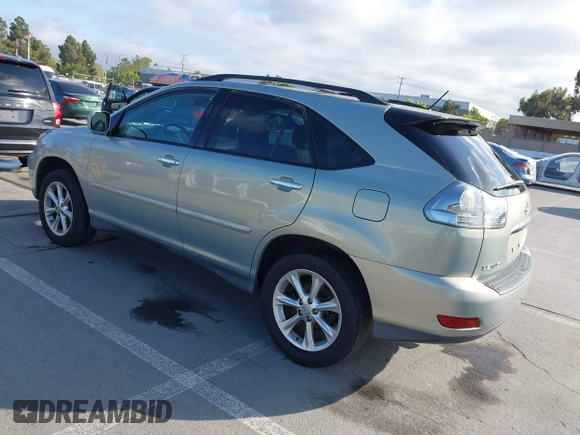 2008 Lexus RX with VIN 2T2HK31U68C090638, listed as a IAAI auction lot 42136578 with 97,610 mi miles. Bid and sale history available at carsss.com. Image 3.