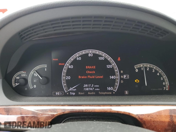 2008 Mercedes-Benz S 550 with VIN WDDNG86X98A194012, listed as a Copart auction lot 57961635 with 158,747 mi miles and Salvage title. Bid and sale history available at DreamBid. Image 9.