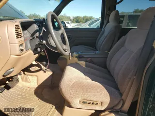 1995 Chevrolet Tahoe with VIN 1GNEK13K6SJ390481, listed as a Copart auction lot 87944935 with 223,259 mi miles and Clean Title. Bid and sale history available at carsss.com. Image 7.