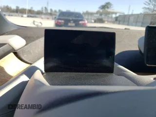 2016 BMW i3 с VIN WBY1Z4C55GV506783, выставлен на аукционе Copart как лот 45527555 с пробегом Не указан миль и Списание • Salvage title. История ставок и продаж доступна на DreamBid. Изображение 9.