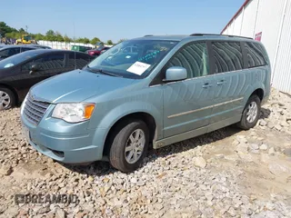 2010 Chrysler Town & Country Touring with VIN 2A4RR5D15AR308781, listed as a IAAI auction lot 42004797 with 100,148 mi miles. Bid and sale history available at carsss.com. Image 2.