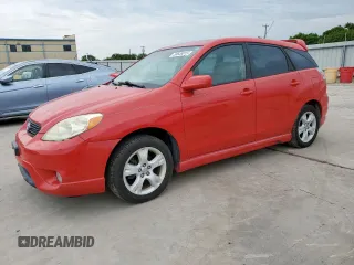 2006 Toyota Matrix STD z VIN 2T1KR32E66C559768, wystawiony jako Copart lot #58638015 z przebiegiem 225 534 mil mil oraz Tytuł czysty. Historia ofert i sprzedaży dostępna na DreamBid. Obrazek 1.