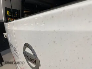 2015 Nissan NV200 SV with VIN 3N6CM0KN1FK698398, listed as a IAAI auction lot 42015429 with 221,787 mi miles. Bid and sale history available at carsss.com. Image 1.