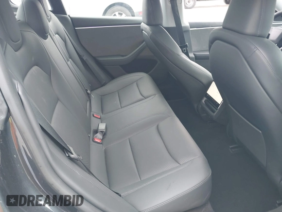 2024 Tesla Model 3 z VIN 5YJ3E1EA2RF784394, wystawiony jako IAAI lot #42034036 z przebiegiem 14 594 mil mil oraz . Historia ofert i sprzedaży dostępna na DreamBid. Obrazek 8.
