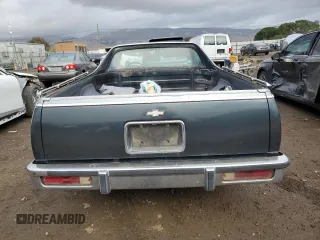 1985 Chevrolet El Camino z VIN 3GCCW80H9FS915947, wystawiony jako Copart lot #84659344 z przebiegiem 38 549 mil mil oraz Szkoda całkowita • Salvage title. Historia ofert i sprzedaży dostępna na DreamBid. Obrazek 6.