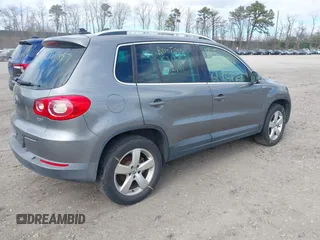 2010 Volkswagen Tiguan SEL with VIN WVGAV7AX3AW529317, listed as a IAAI auction lot 42059046 with Not provided miles and . Bid and sale history available at DreamBid. Image 4.