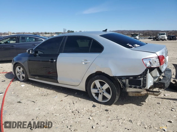 2013 Volkswagen Jetta TDI w/Premium with VIN 3VWLL7AJ9DM257467, listed as a Copart auction lot 49303315 with 168,001 mi miles and Clean title. Bid and sale history available at DreamBid. Image 2.