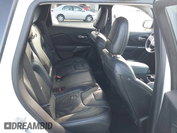2020 Jeep Cherokee Limited с VIN 1C4PJLDB5LD535248, выставлен на аукционе IAAI как лот 42046656 с пробегом 105 319 миль миль и . История ставок и продаж доступна на DreamBid. Изображение 8.