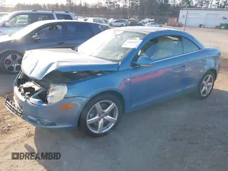 2007 Volkswagen Eos 2.0T with VIN WVWDA71F67V018252, listed as a IAAI auction lot 41853572 with 187,934 mi miles and . Bid and sale history available at DreamBid. Image 2.