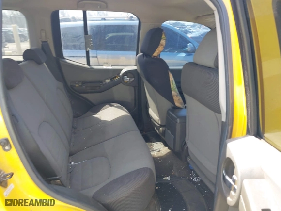 2005 Nissan Xterra S with VIN 5N1AN08W95C614299, listed as a IAAI auction lot 41891801 with 247,772 mi miles. Bid and sale history available at carsss.com. Image 8.