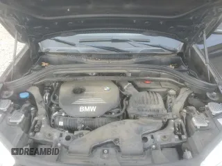 2016 BMW X1 xDrive28i z VIN WBXHT3C33G5E54568, wystawiony jako Copart lot #55316805 z przebiegiem 159 232 mil mil oraz Szkoda całkowita • Salvage title. Historia ofert i sprzedaży dostępna na DreamBid. Obrazek 12.