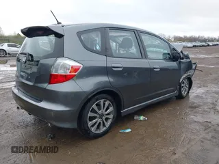 2013 Honda Fit Sport с VIN JHMGE8H56DC019458, выставлен на аукционе IAAI как лот 41912389 с пробегом Не указан миль и . История ставок и продаж доступна на DreamBid. Изображение 4.