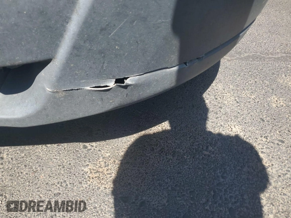2017 Ford Transit Passenger XL z VIN 1FBAX2CG2HKB34677, wystawiony jako IAAI lot #42376375 z przebiegiem 175 413 mil mil oraz . Historia ofert i sprzedaży dostępna na DreamBid. Obrazek 13.