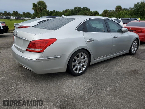 2011 Hyundai Equus Signature z VIN KMHGH4JF6BU034145, wystawiony jako Copart lot #74469184 z przebiegiem Nie podano mil oraz Szkoda całkowita • Salvage title. Historia ofert i sprzedaży dostępna na DreamBid. Obrazek 3.