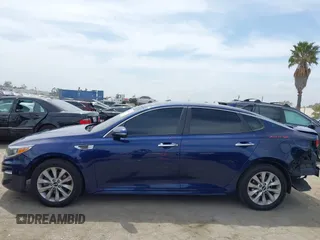 2017 Kia Optima LX z VIN 5XXGT4L37HG154590, wystawiony jako IAAI lot #42229141 z przebiegiem 112 134 mil mil oraz . Historia ofert i sprzedaży dostępna na DreamBid. Obrazek 15.