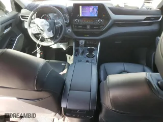 2023 Toyota Highlander L with VIN 5TDKDRAHXPS039661, listed as a Copart auction lot 49367645 with 19,184 mi miles and Salvage Title. Bid and sale history available at carsss.com. Image 8.