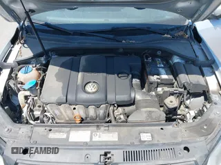 2013 Volkswagen Passat Wolfsburg Edition с VIN 1VWAP7A36DC113454, выставлен на аукционе IAAI как лот 39590527 с пробегом 142 120 миль миль и . История ставок и продаж доступна на DreamBid. Изображение 10.