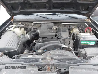 2004 Chevrolet Colorado LS Z71 with VIN 1GCDT196348111137, listed as a IAAI auction lot 41482484 with 236,180 mi miles. Bid and sale history available at carsss.com. Image 10.