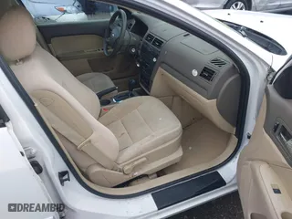 2006 Ford Fusion SE with VIN 3FAHP071X6R157627, listed as a IAAI auction lot 41486127 with 71,623 mi miles. Bid and sale history available at carsss.com. Image 5.