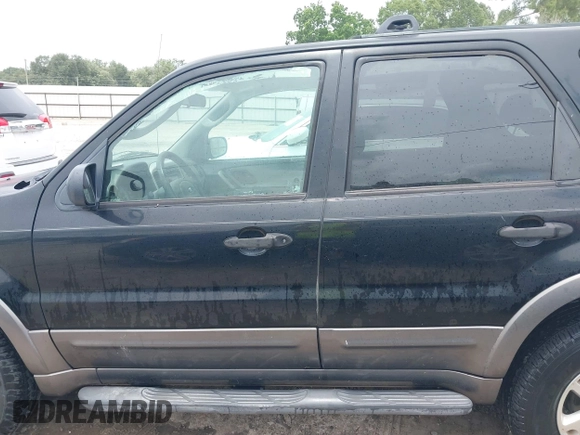 2006 Ford Escape XLT with VIN 1FMYU03156KA84031, listed as a IAAI auction lot 42276336 with 136,038 mi miles and . Bid and sale history available at DreamBid. Image 14.